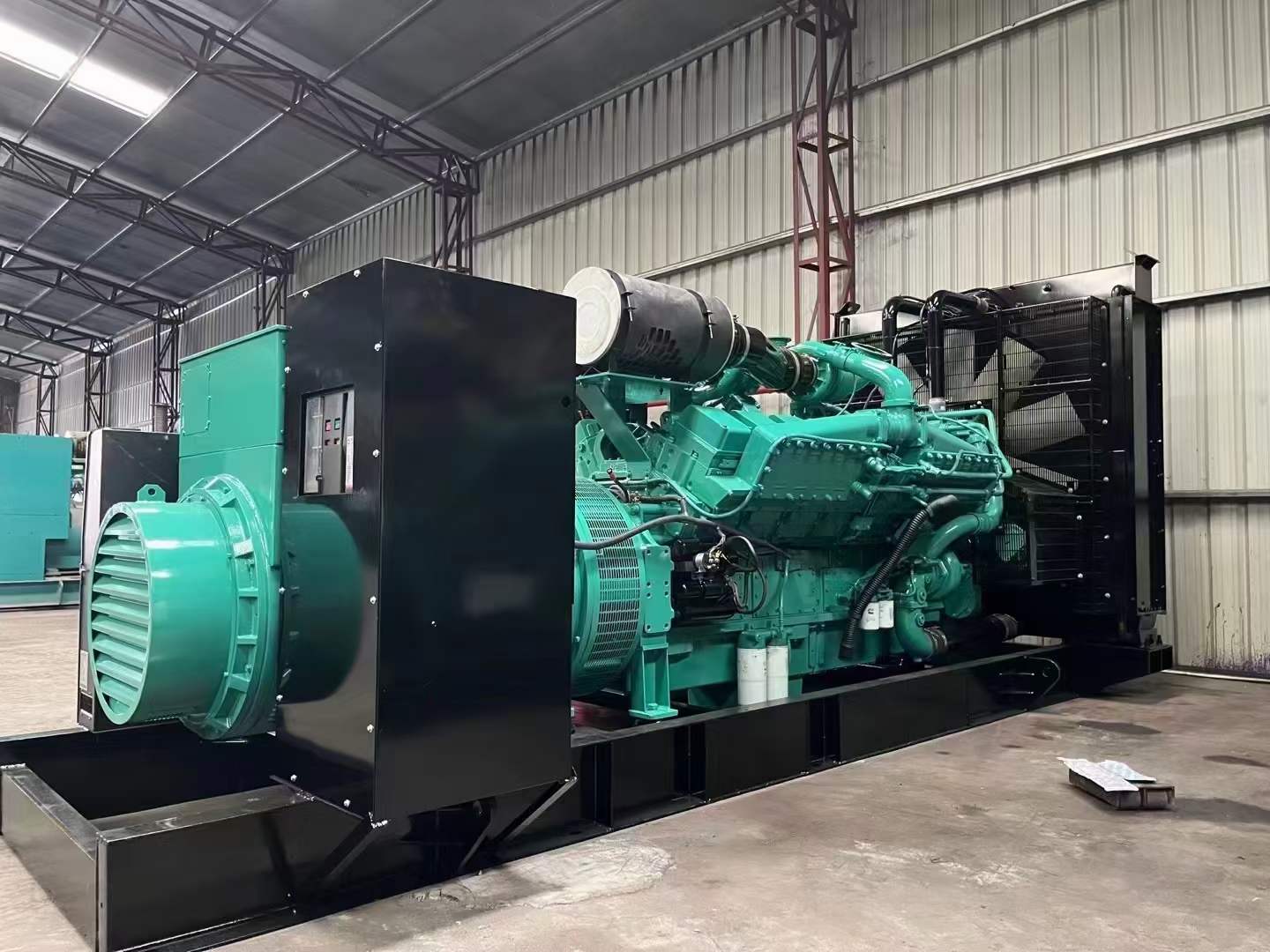 房县如何降低 800kW 柴油发电机输出电流的波动？