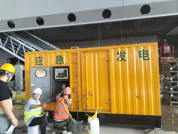 房县怎样判断空气滤清器是否需要更换？