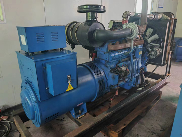 房县100kW柴油发电机组使用多级机油有哪些优缺点？